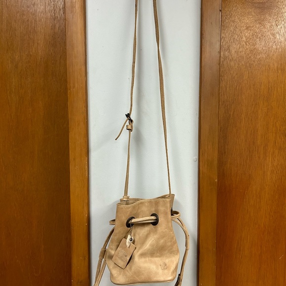 Oak River Crossbody. Never used. It’s still brand new - Picture 2 of 5
